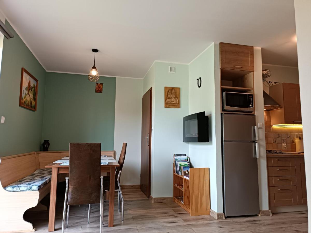 Mala Chatka Caloroczny Domek Krzeszow  Exterior foto